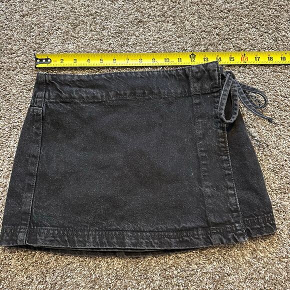 COTTON ON Women's Denim Wrap Skirt Size 4 In Dark Wash - Picture 4 of 9